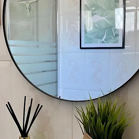 En La Sombra Apartament *